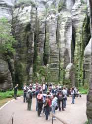 Obóz młodzieżowy, SZKLARSKA POREBA 2025 - Poczuj Ducha Gór i odwiedź z nami Szwejka. Kolonia 7-13 lat, obóz 14-18 lat.